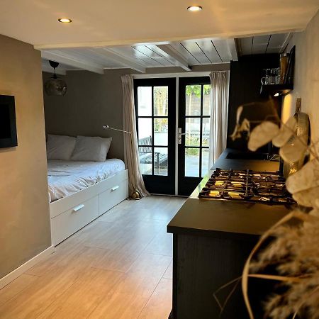Littleneighbour Apartment Pingjum Екстериор снимка